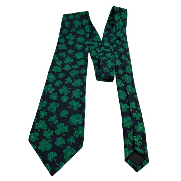 Looney Tunes Mania Neck Tie Mens 100% Polyester Green Shamrock Clover St Patrick - Picture 2 of 6